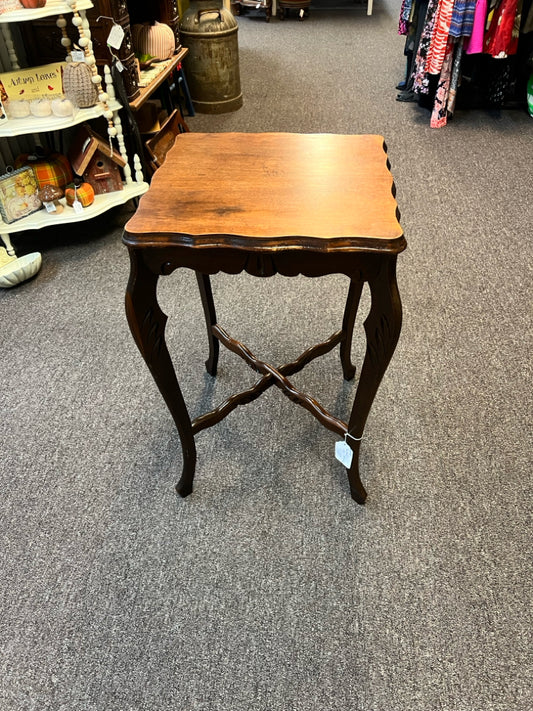 Gingerbread Lane Table