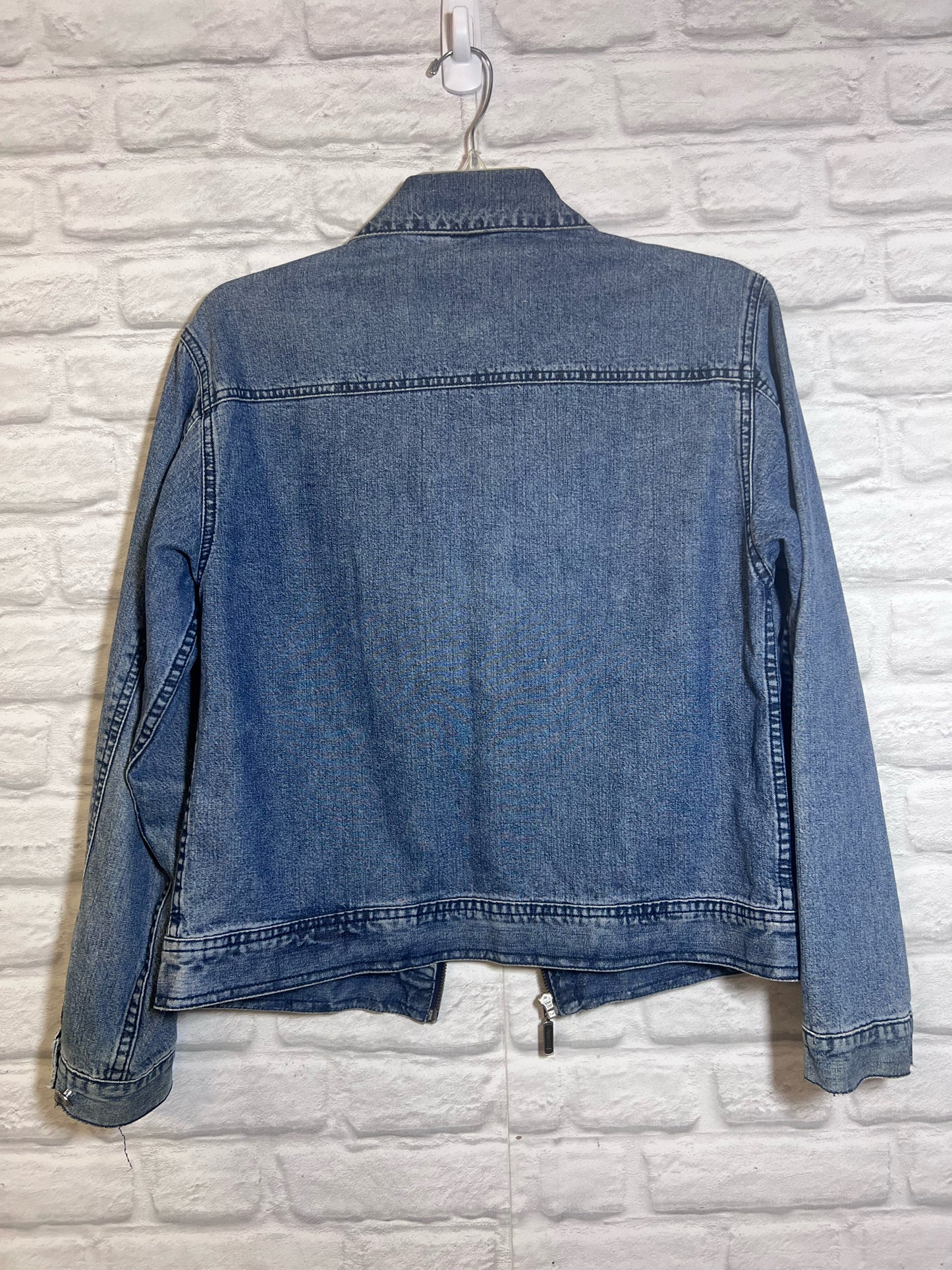Size S Cabela's Vintage 100% Cotton Denim Jacket