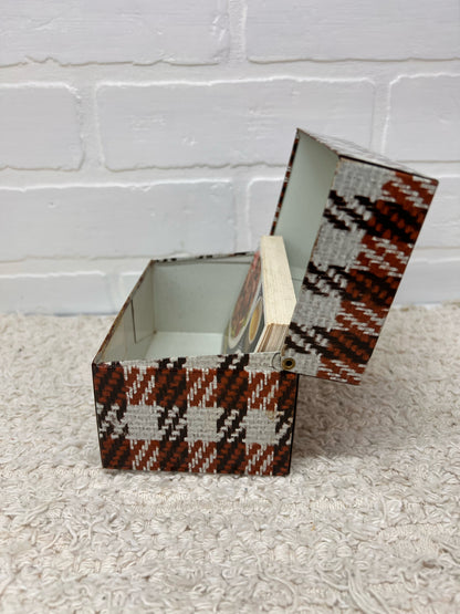 Syndicate Mfg. Co. Recipe Box - Brown Plaid - Circa 1980's