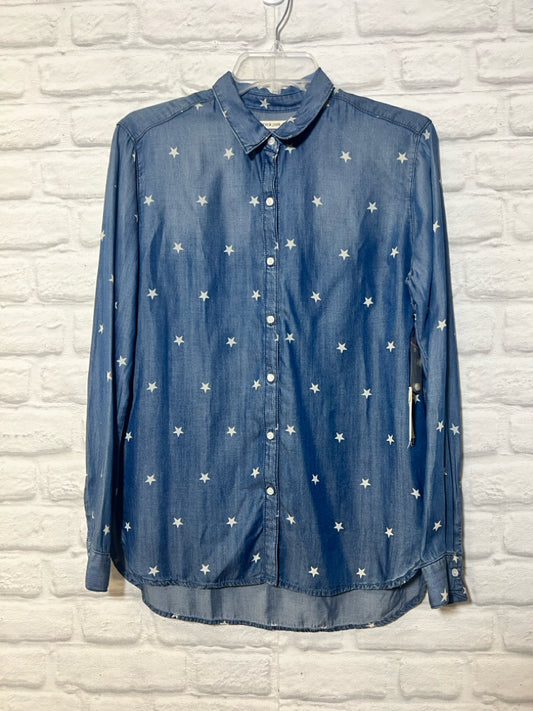 Size S Sneak Peak button down star shirt