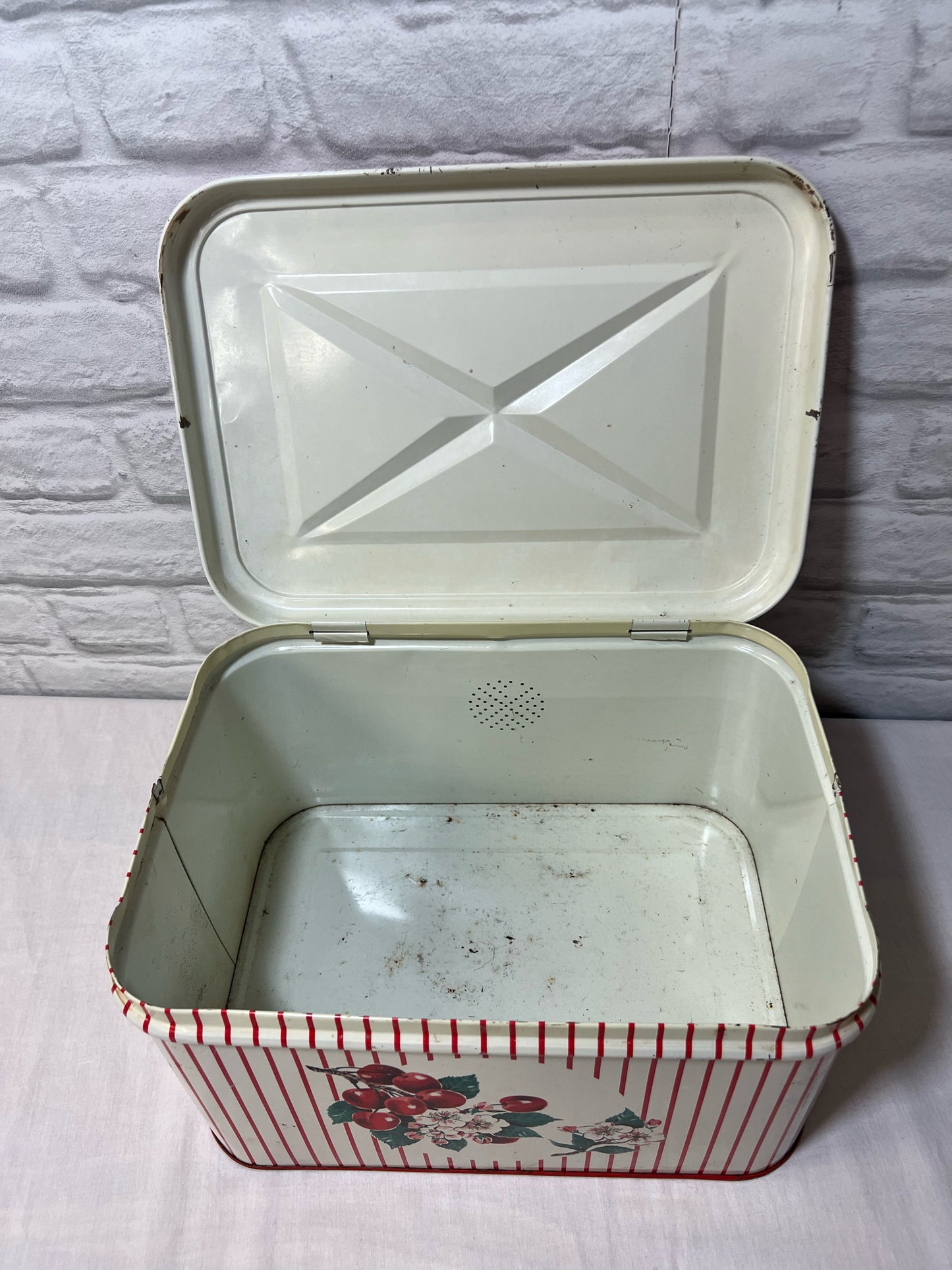 Vintage striped cherry blossom bread tin