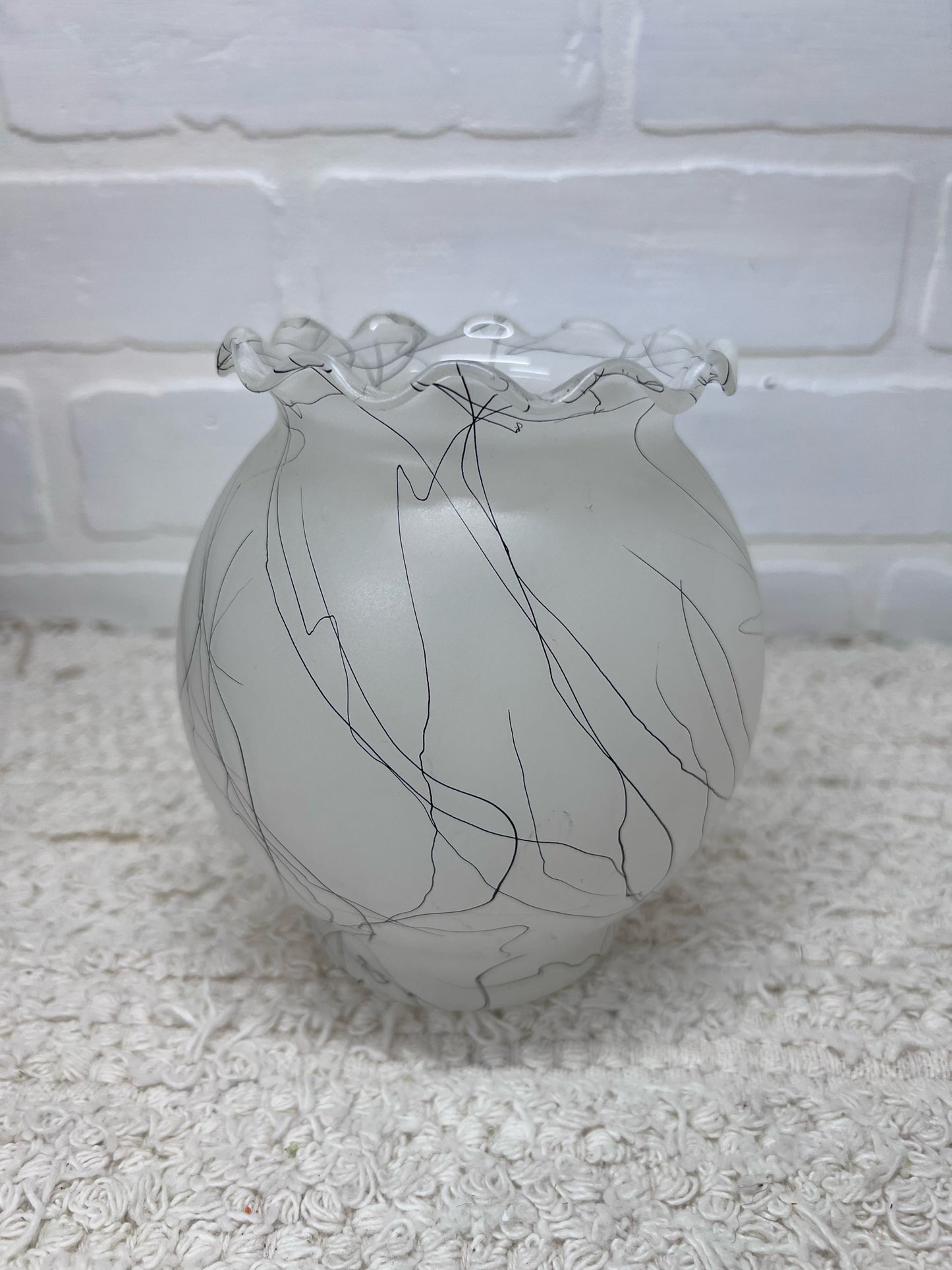 White & Black Hazel Atlas Drizzle Vase