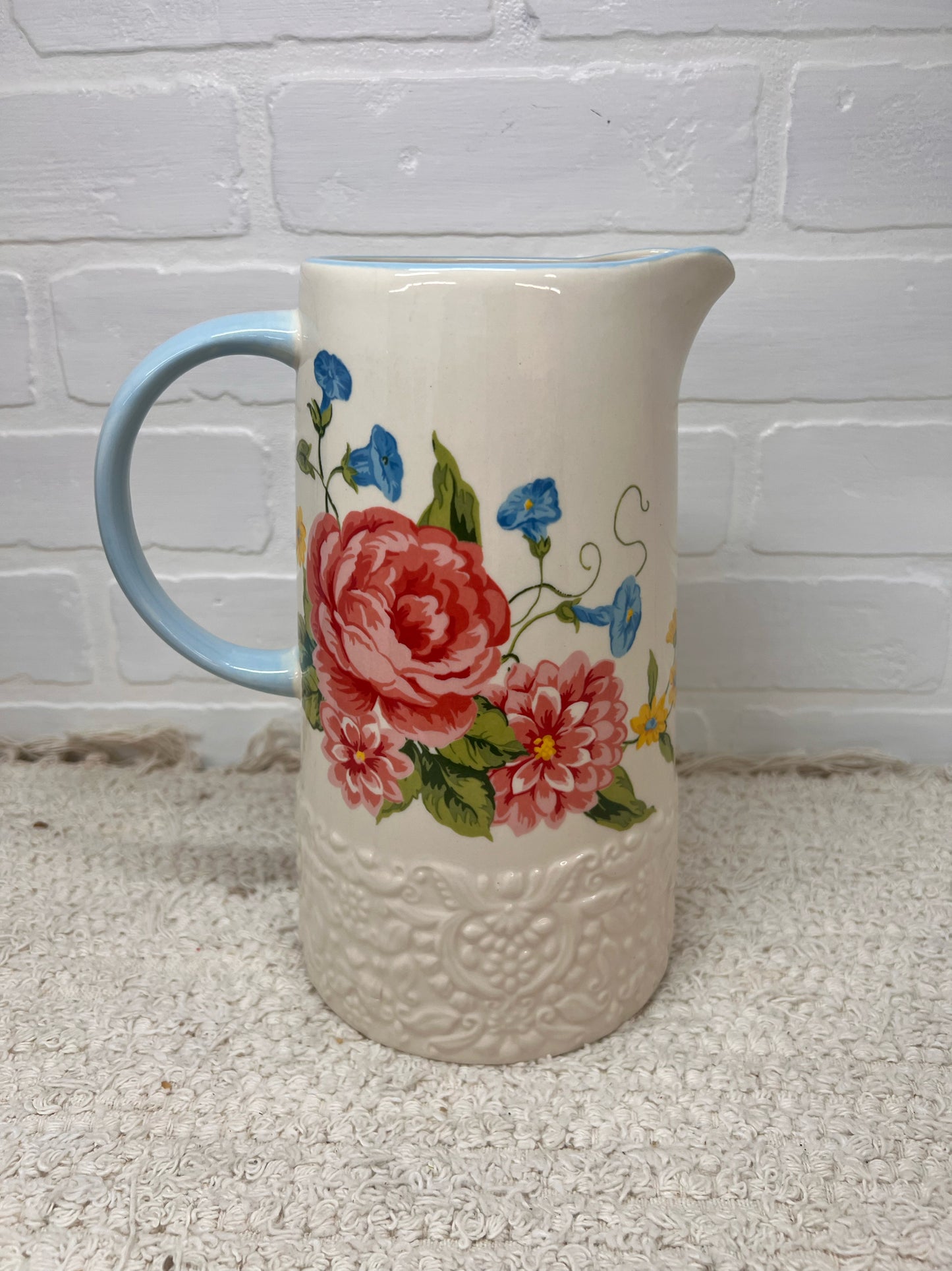 Pioneer Woman Sweet Rose 2.1 Quart  Pitcher