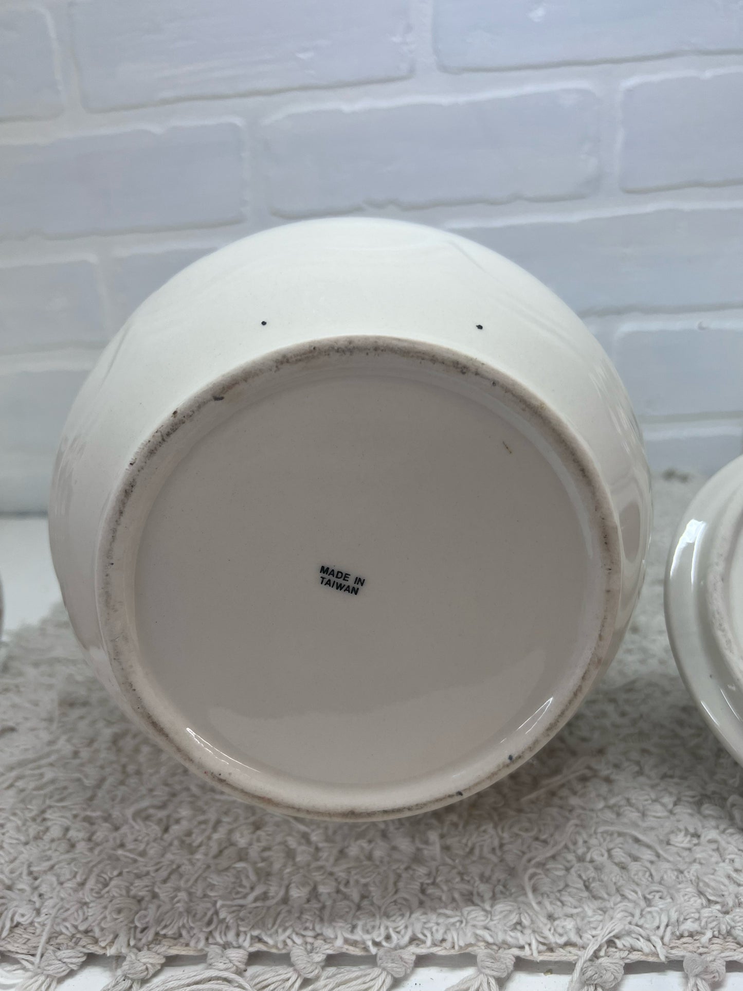 Aunt Rhody Set of 3 Lidded Goose Canisters