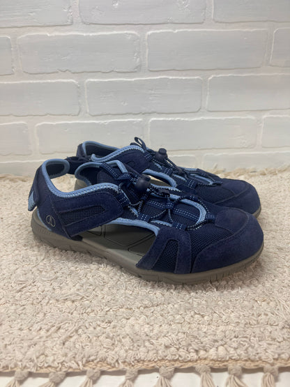 Shoe Size 9 Land's End blue closed toe all weather sandal