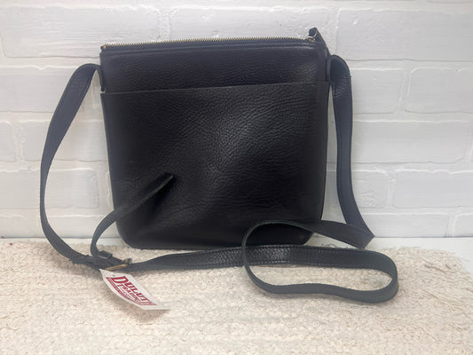 Duluth Trading Co. NWT Lifetyle Leather Sling Bag