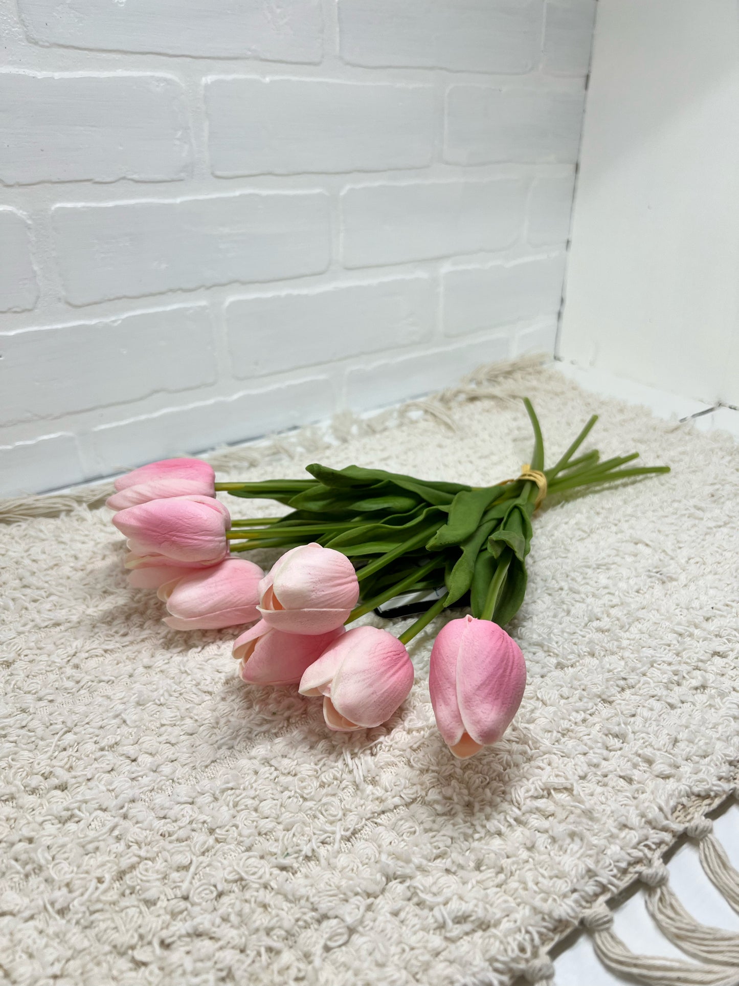 Light Pink real feel tulip bundle