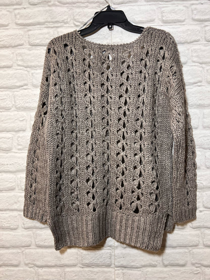 Size M Sisters Open Knit Acrylic/Wood Blend Gray Sweater