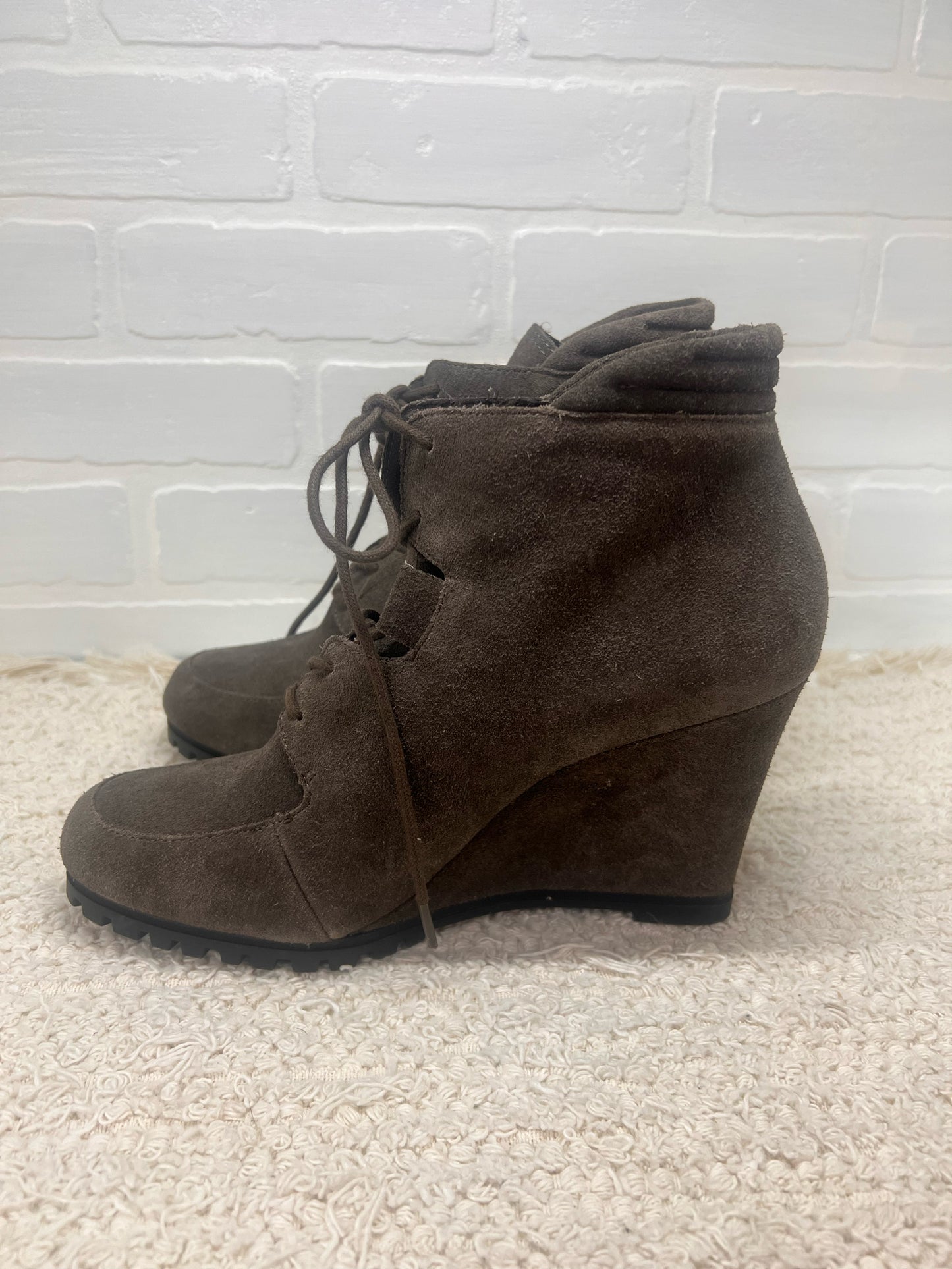 Shoe Size 10 Steven Gray Suede leather booties
