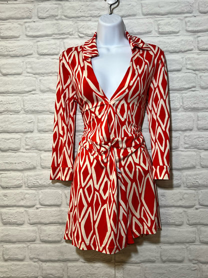 Diane Von Furstenberg Size 8 faux wrap dress romper