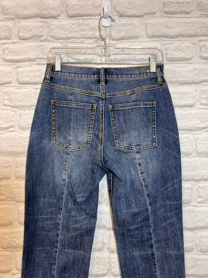 CAbi Size 2 Mid-Rise SoHo Cropped Length Jeans