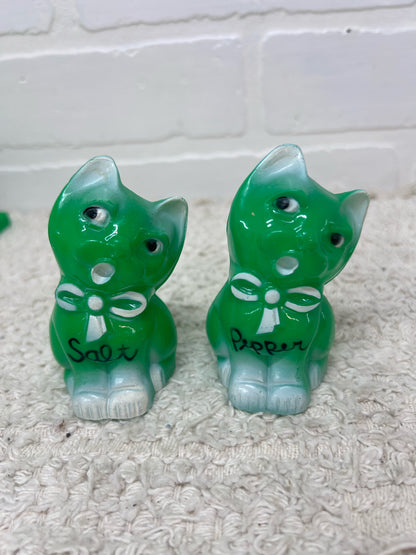 Green Plastic Kitty Vintage Salt & Pepper Shakers w/ Original Stand