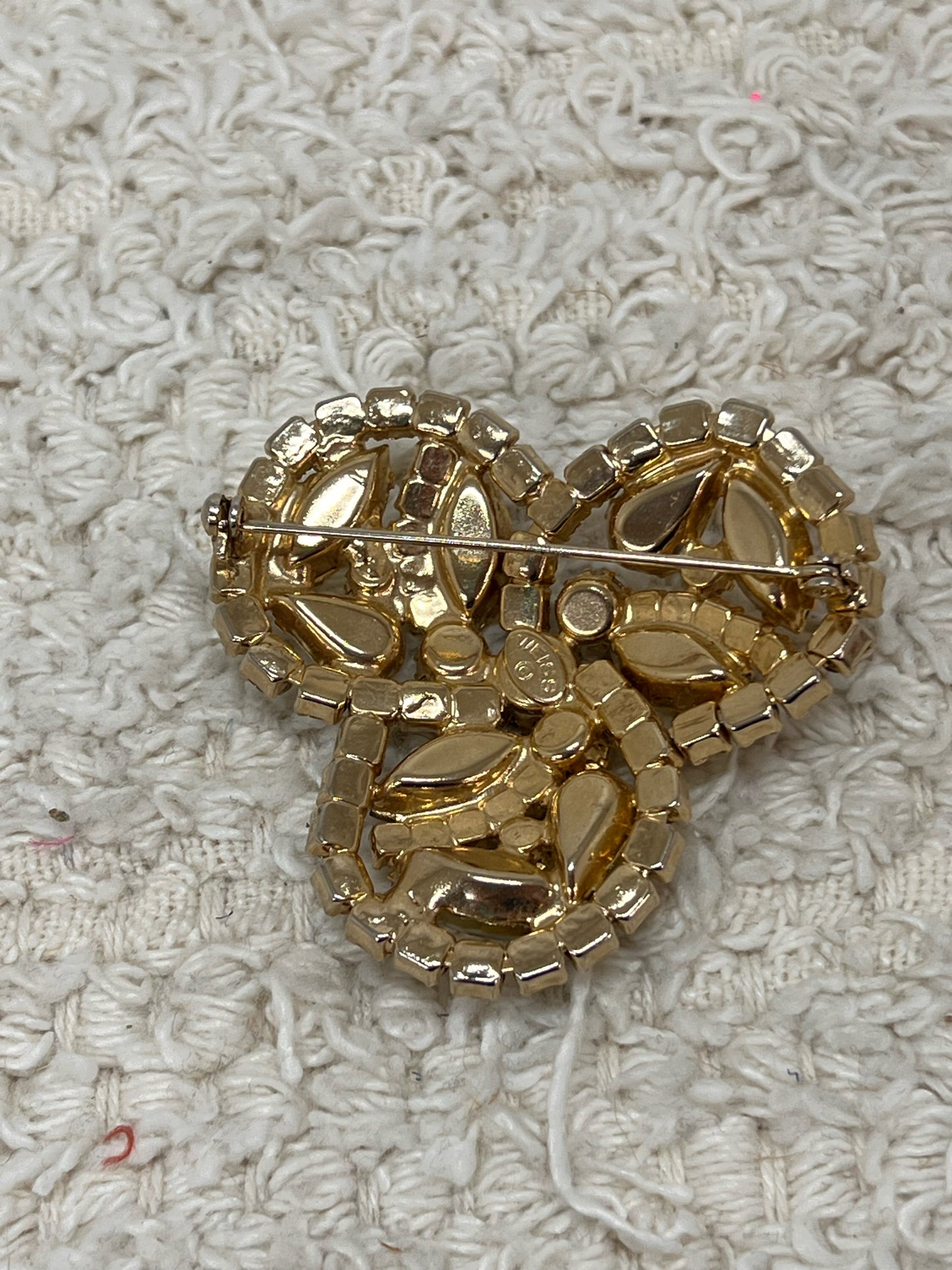 Weiss yellow rhinestone brooch