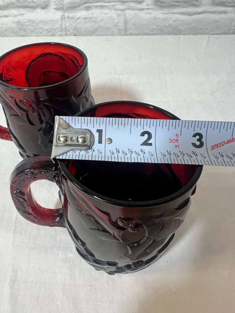 Arocroc France Mug Set (2) ruby red santa holly