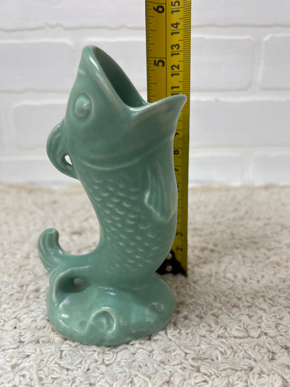 Red Wing Pottery Ash Receiver Fish 5" EUC