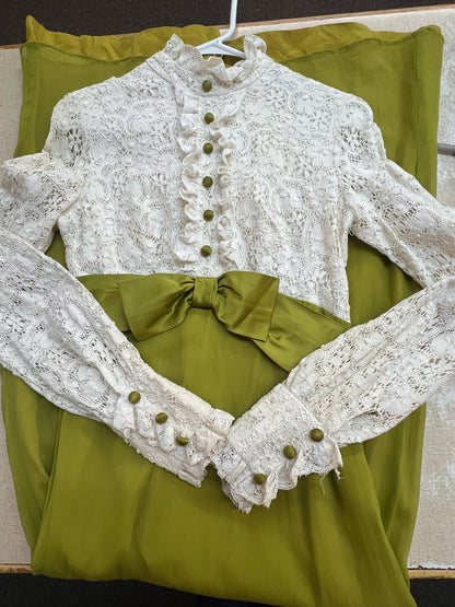 Green & White Vintage Prom/Bridesmaid Dress