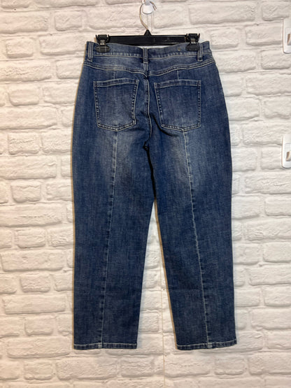 CAbi Size 4 Mid-Rise SoHo Cropped Length Jeans