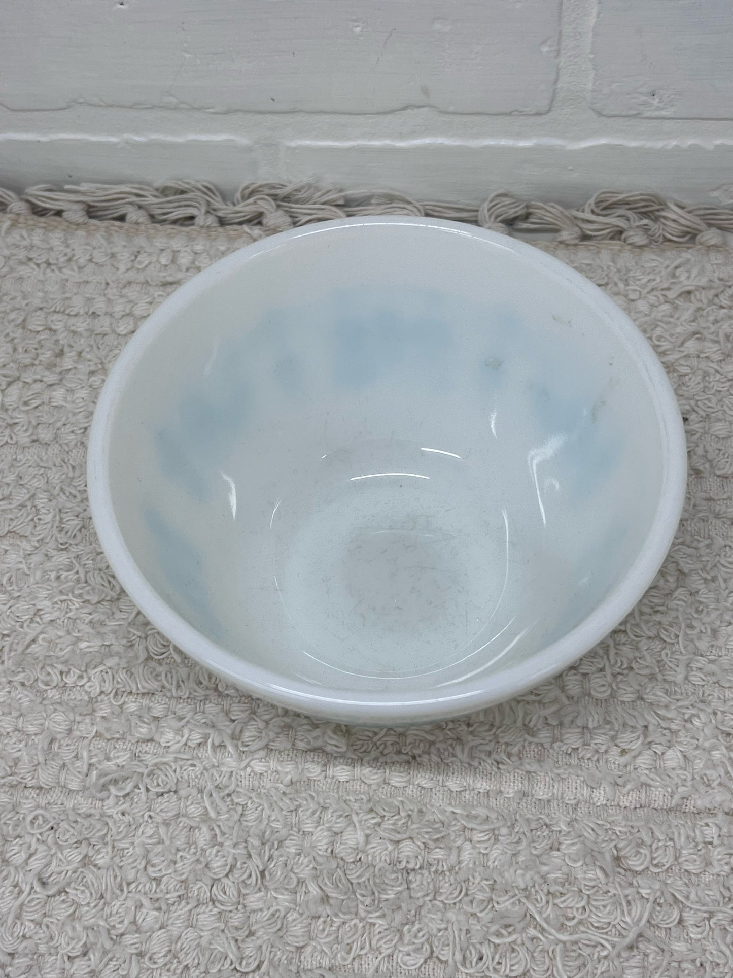 Pyrex Bowl Set - Amish Buterprint - Three Nesting Bowls