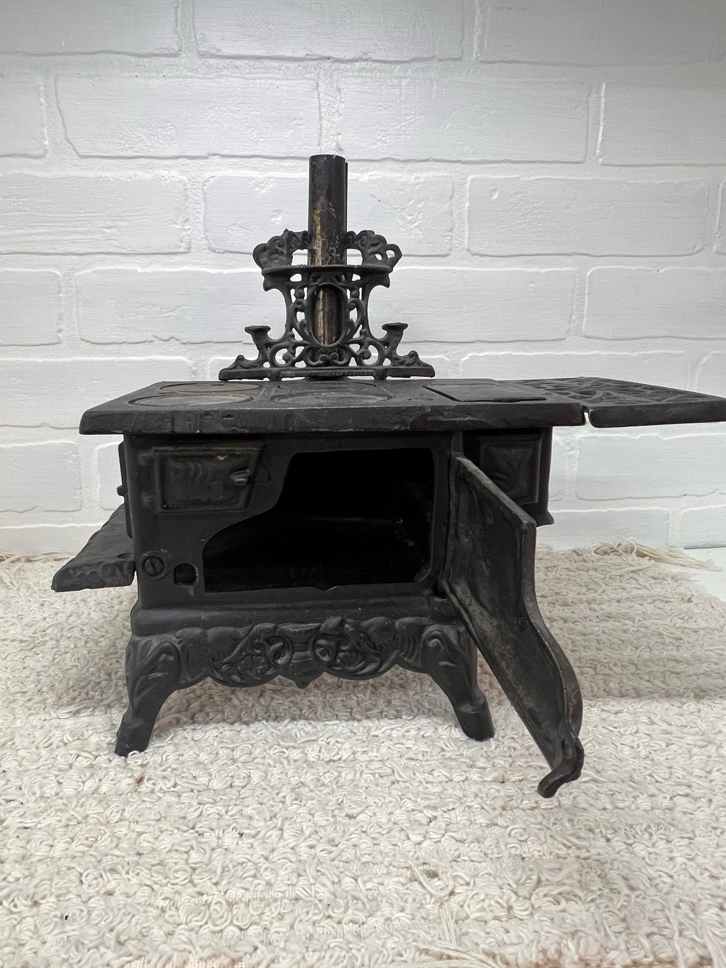 Crescent Cast Iron Mini Stove w/ Accessories