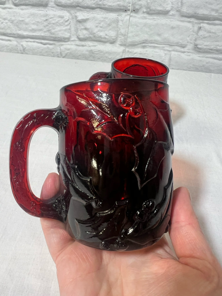 Arocroc France Mug Set (2) ruby red santa holly