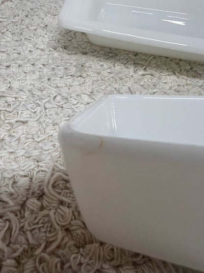 Pyrex Snowflake Garland Butter Dish