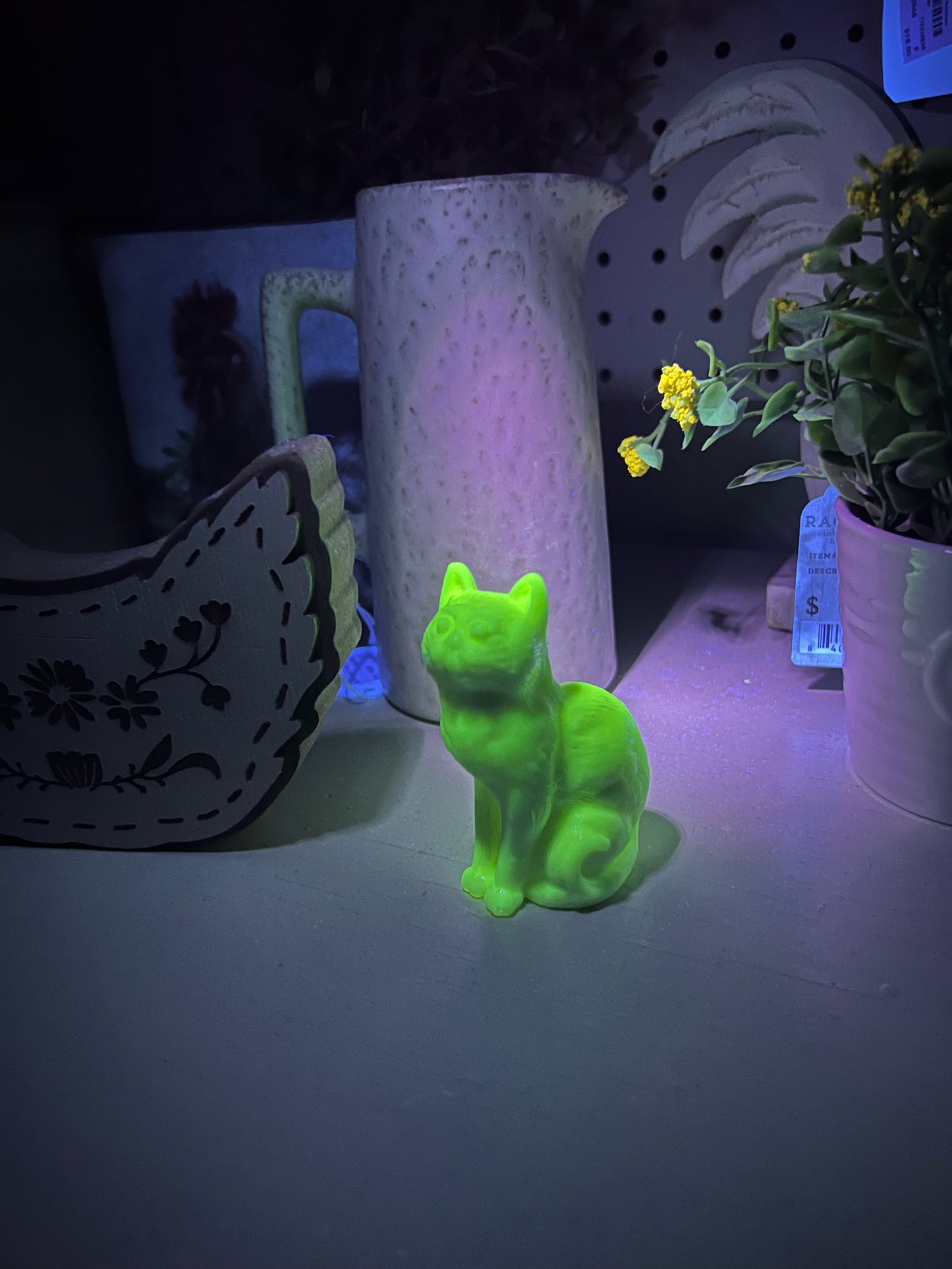 Moser Custard Glass/Uranium Glass Cat Figurine