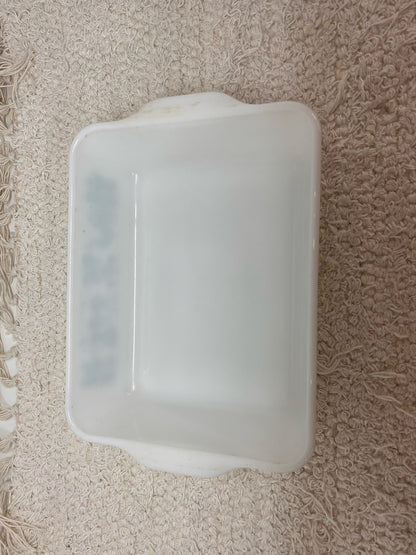 Pyrex Casserole/Fridge Dish - Amish Butterprint 1.5 QT