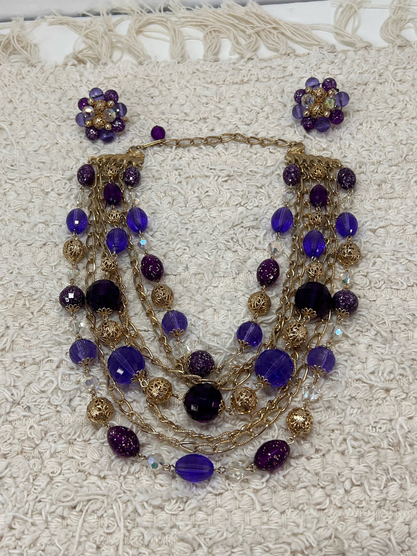 Purple Lucite and goldtone necklace and earrings set