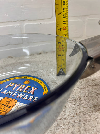 Vintage Pyrex saucepan with detachable metal handle