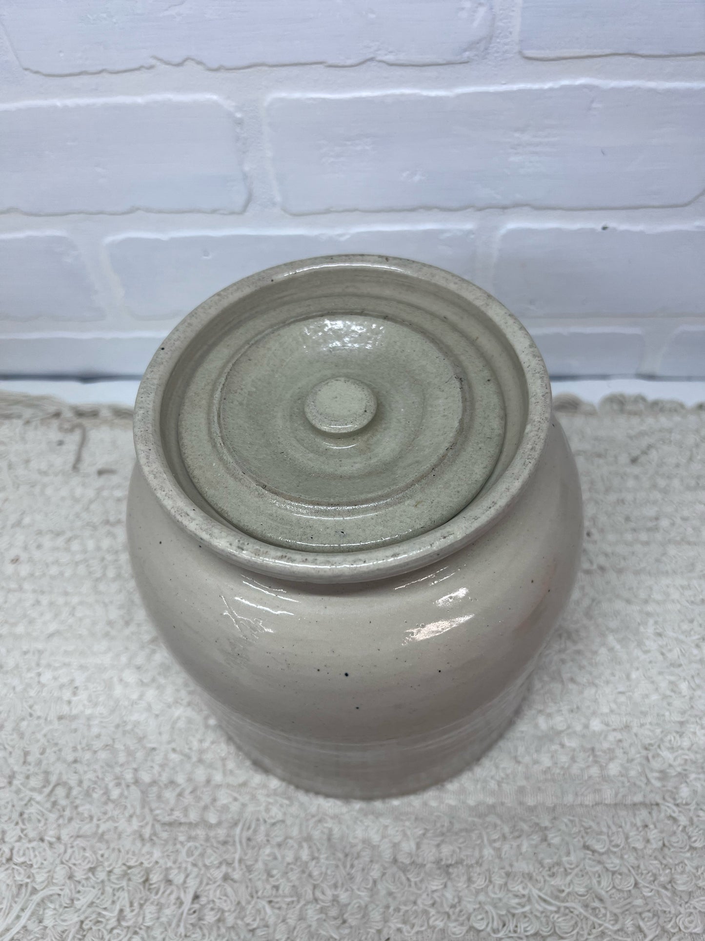 Unbranded Lidded Utilitarian Crock Measures Approx 7" Tall