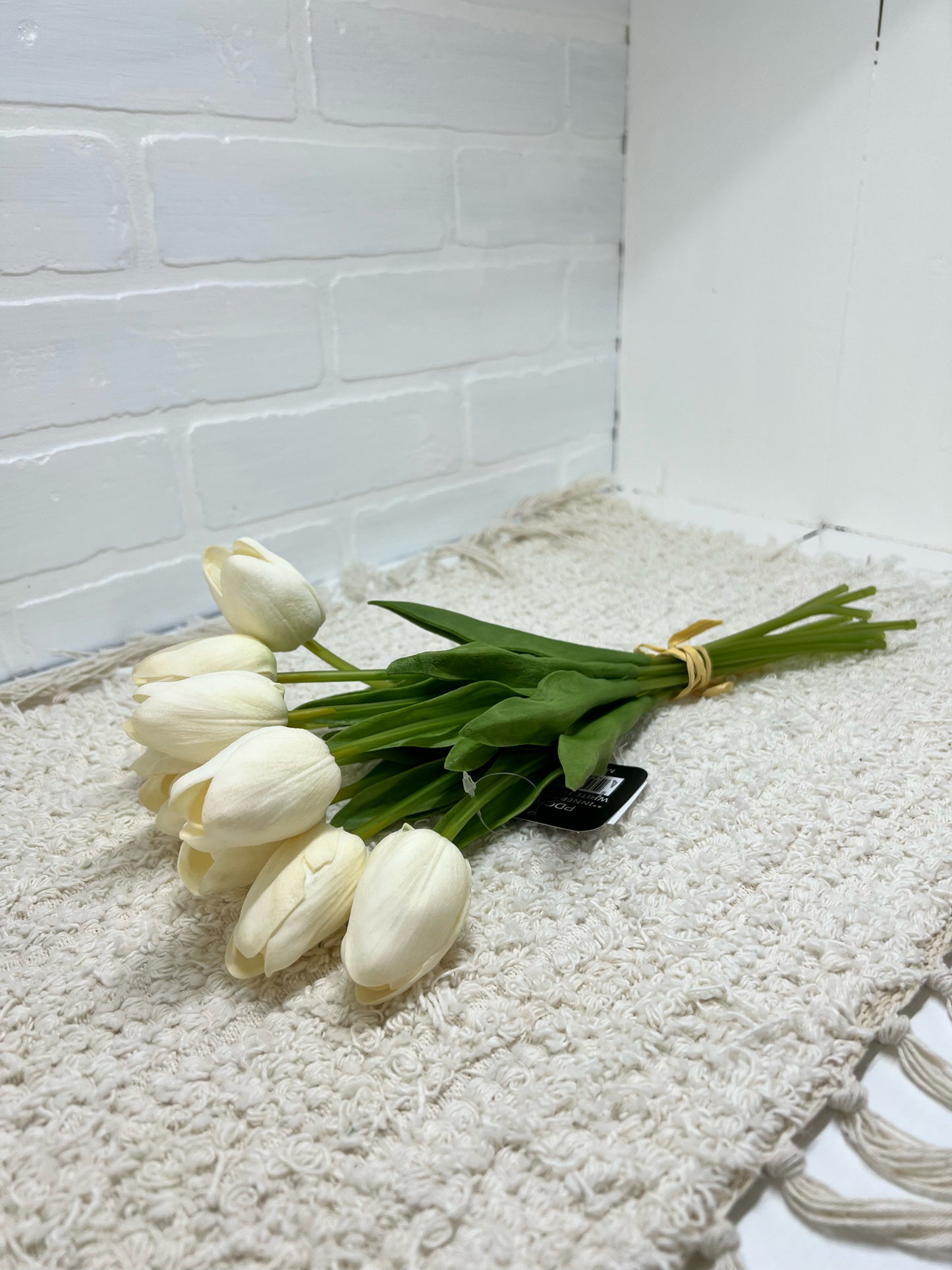 Ivory real feel tulip bundle