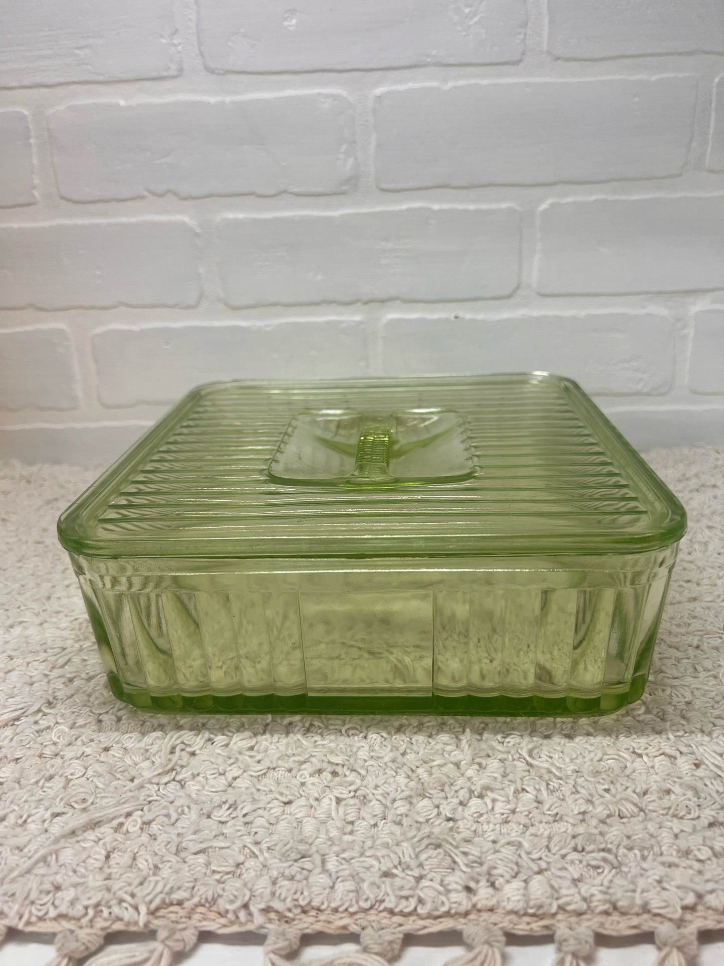 Uranium Glass Large Square Lidded Fridge Dish