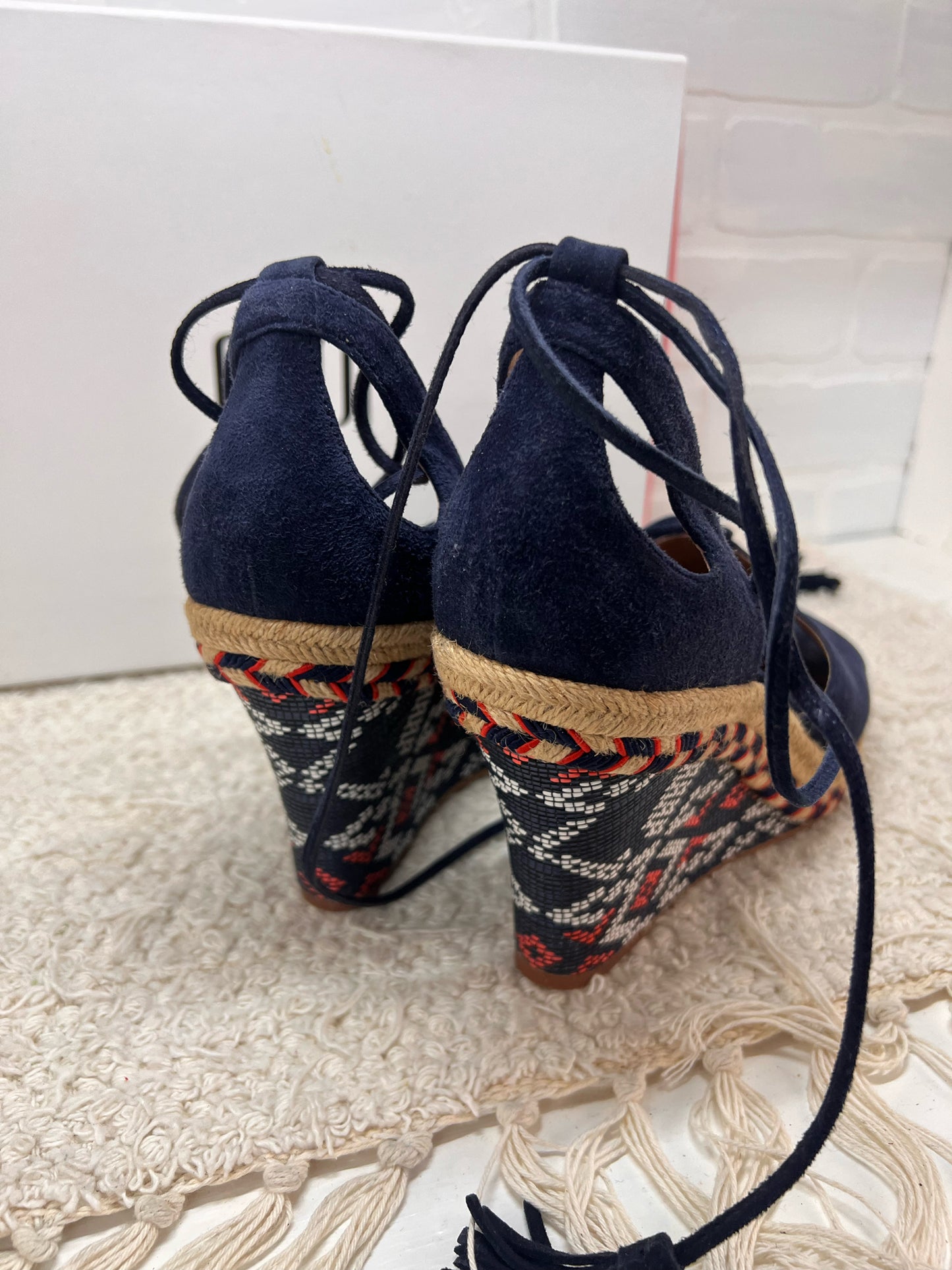 Shoe Size 9 CAbi Wedge Espadrille Lace Up Sandals