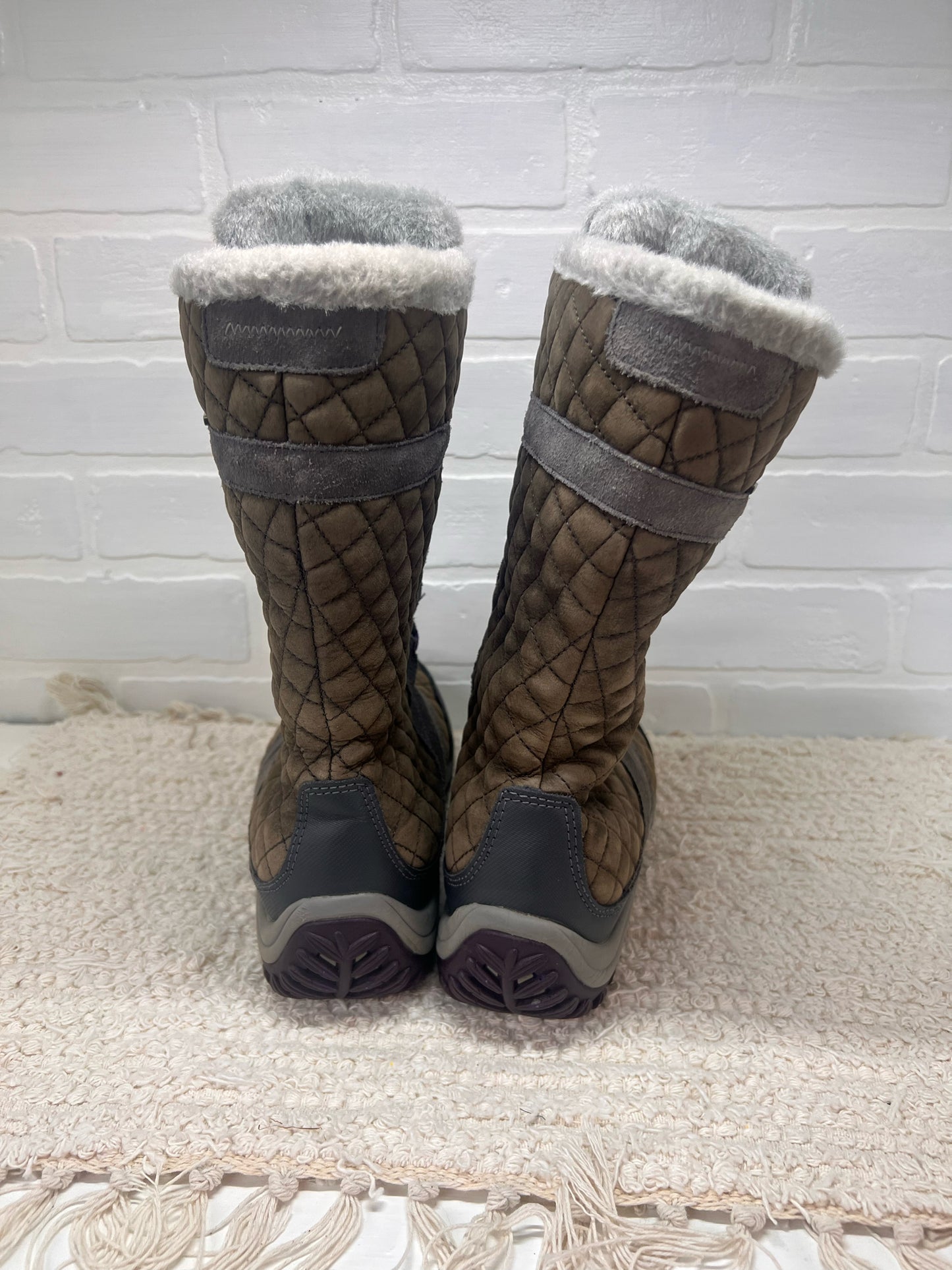 Shoe Size 8 Patagonia Wintertide High Waterproof Boots