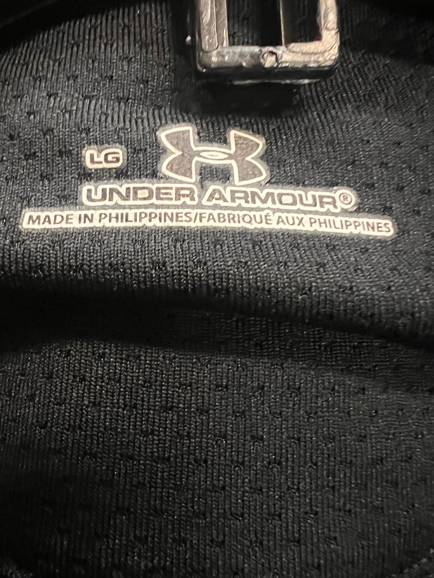 Size L Under Armour Black 1/4 zip Pullover