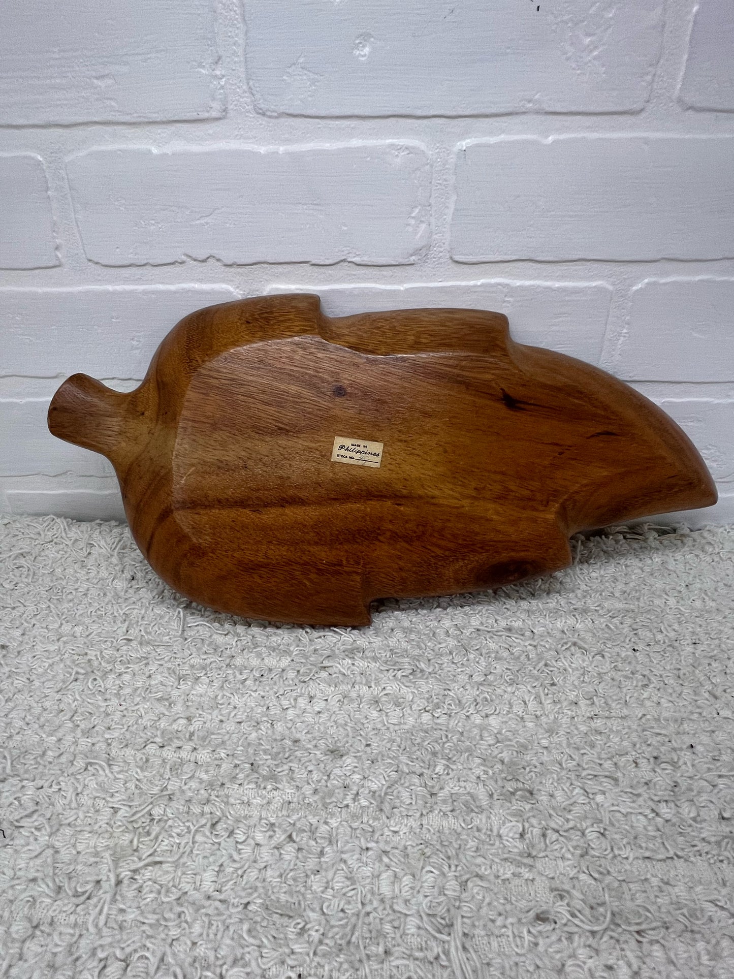 Vintage Wood Leaf Shaped Divided Tray
