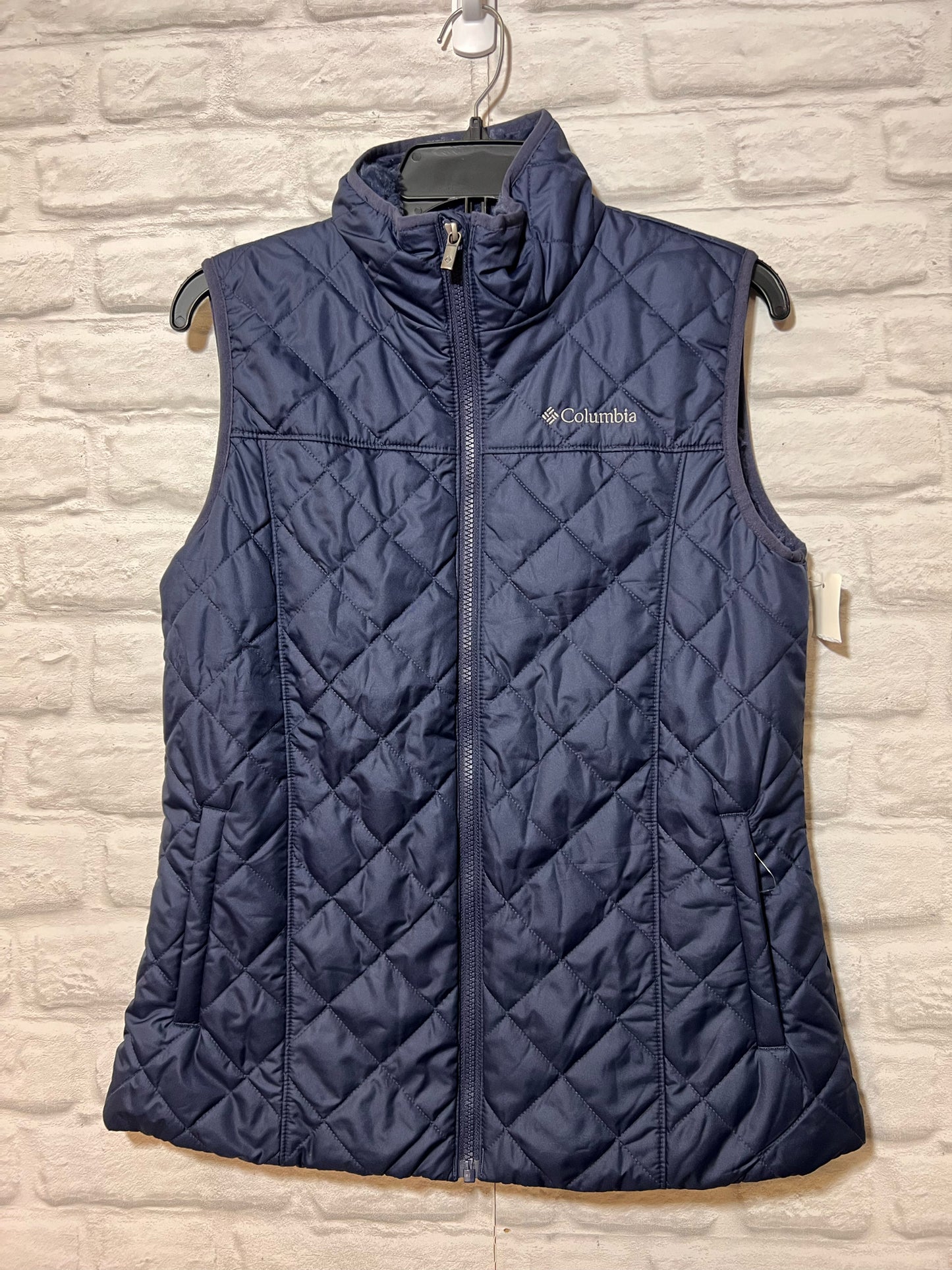 Size S Columbia Used but NWT Vest