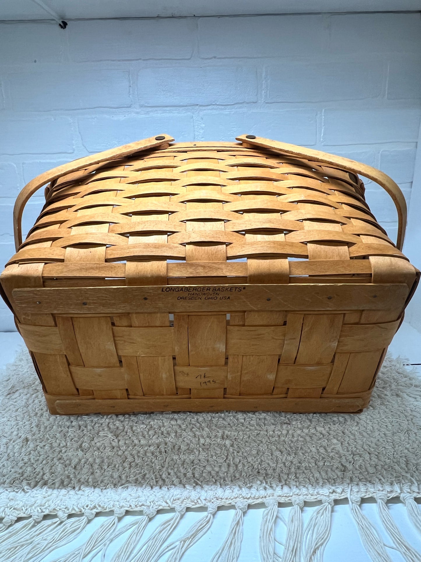 Longaberger 1995 Signed Basket