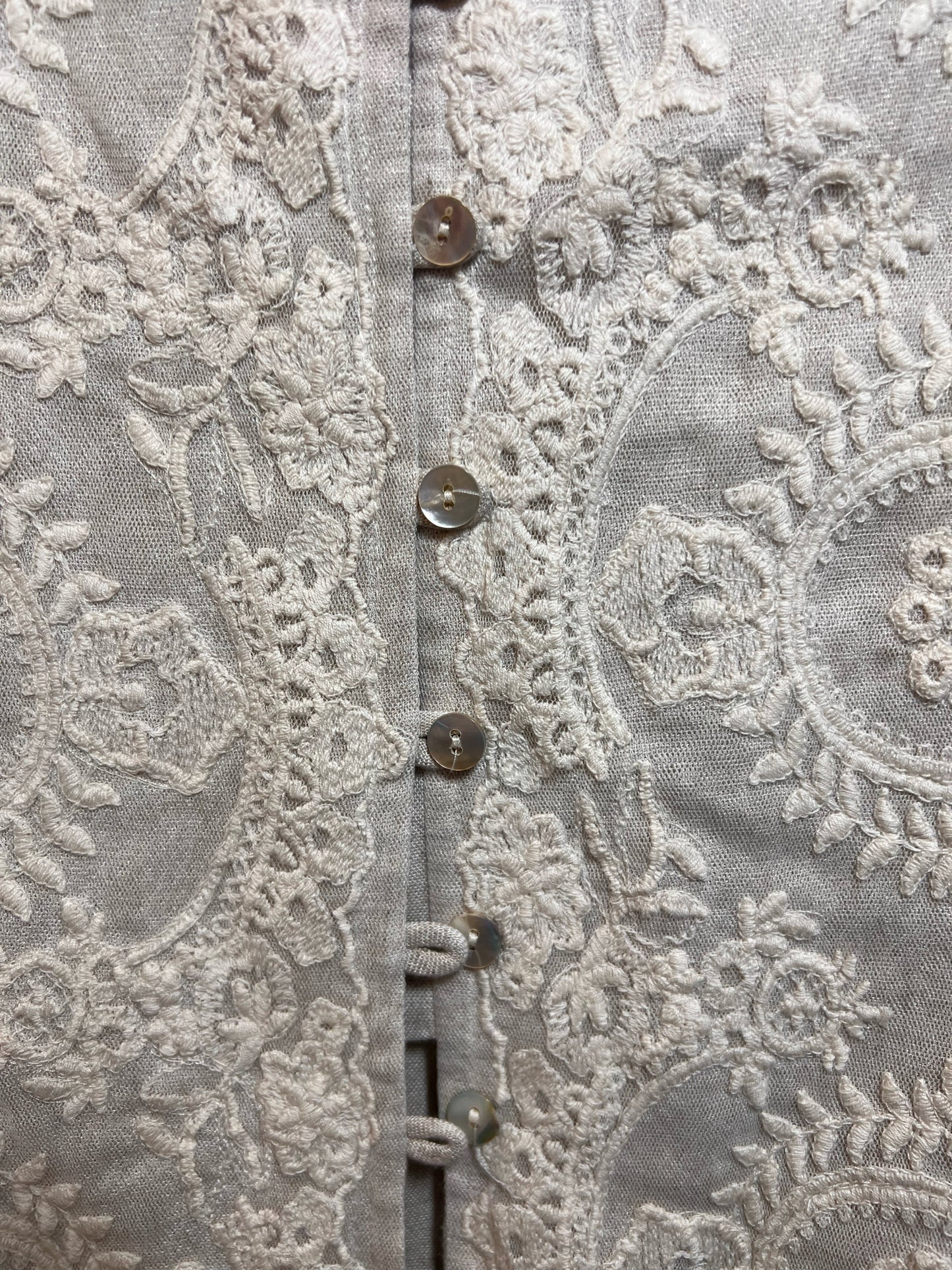 Size M Soft Surroundings Long Button Front Linen Blend Lace Detail Tunic
