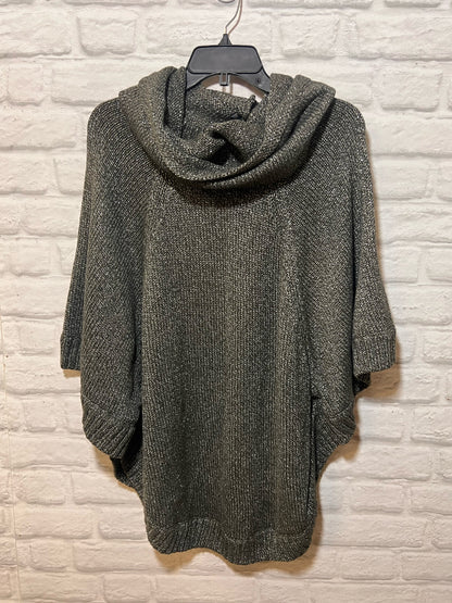 Size M CAbi Poncho Style Silvery Gray Sweater