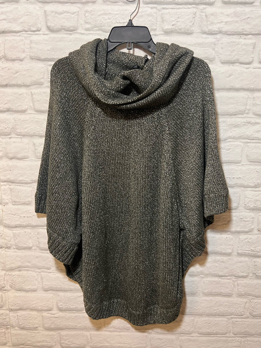 Size M CAbi Poncho Style Silvery Gray Sweater