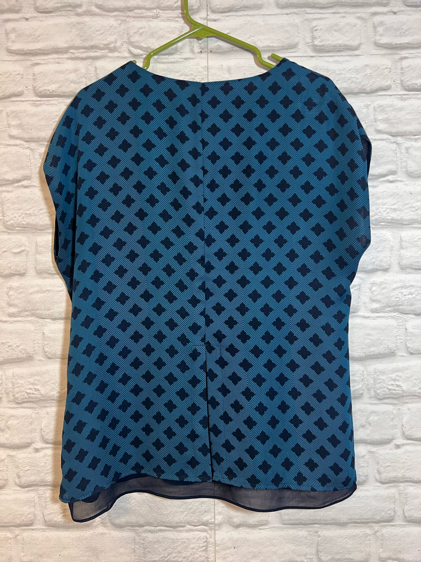 Size M CAbi Blue Cap Sleeve Patterned  Blouse