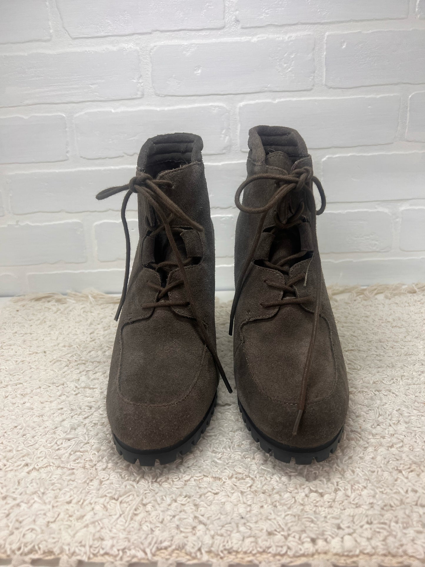Shoe Size 10 Steven Gray Suede leather booties