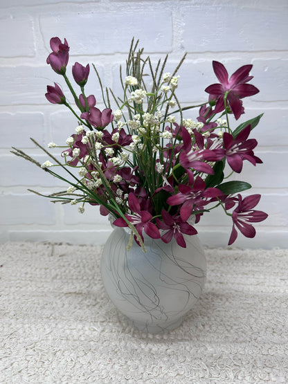 White & Black Hazel Atlas Drizzle Vase
