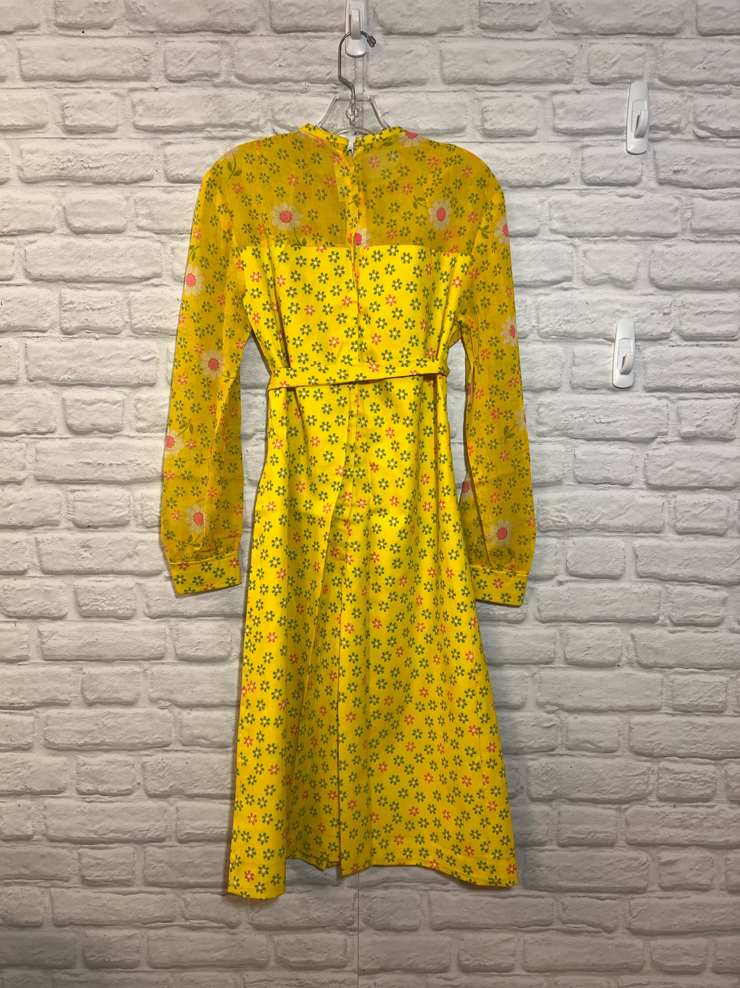 Vintage Bright Yellow Flower Power Mod 60s/70s Dress
