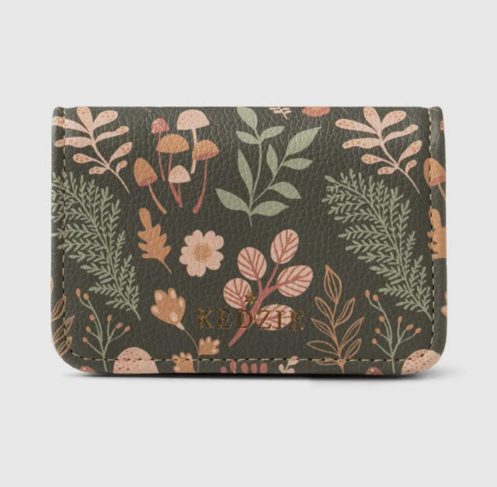 Kedzie Essentials Only Cash & Card Wallet