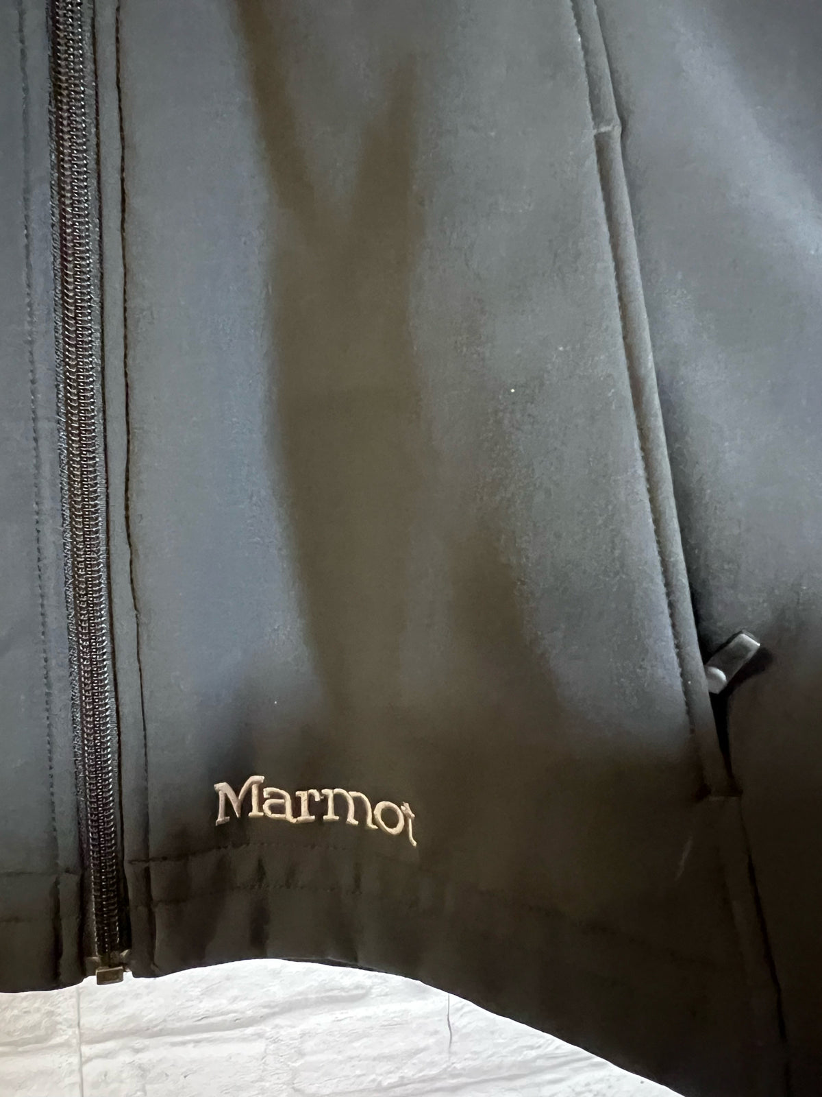 Size L Marmot Furlong Softshell Black Hooded Jacket