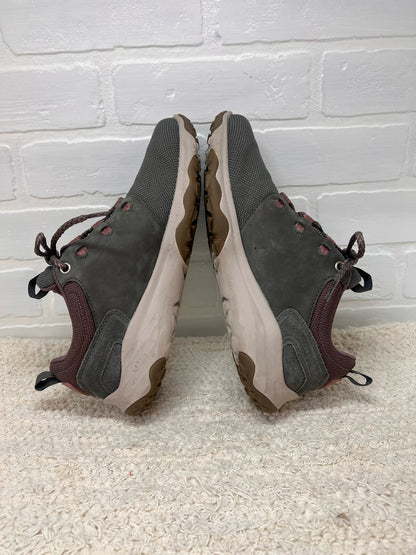 Women's Teva Canyonview Hiking Shoes in Size 7.5
