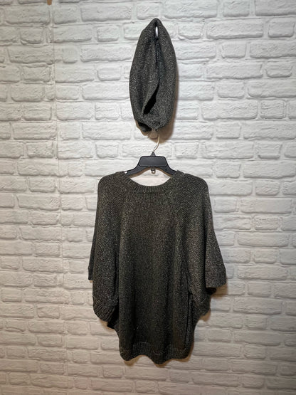 Size M CAbi Poncho Style Silvery Gray Sweater