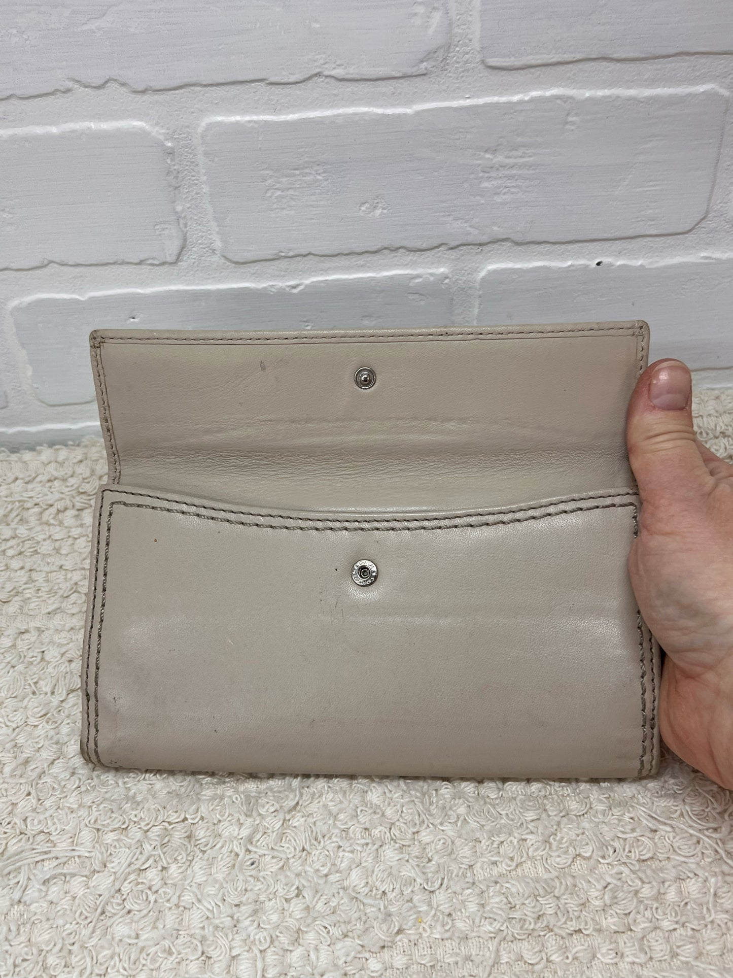 Coach Bone Colored Glove Tanned Leather Clutch Wallet